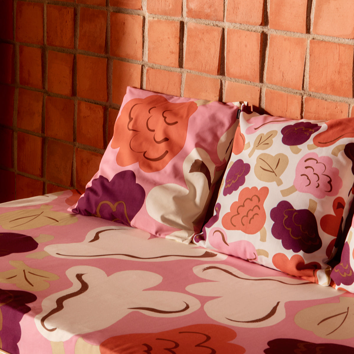 Marimekko Kukasta Kukkaan White / Terracotta / Orange Throw Pillow