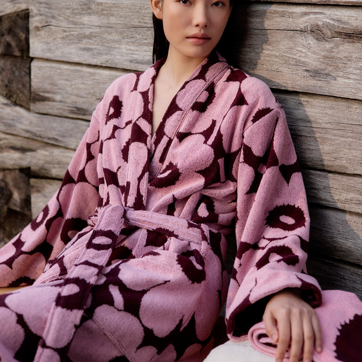Marimekko Unikko Plum / Pink Bathrobe