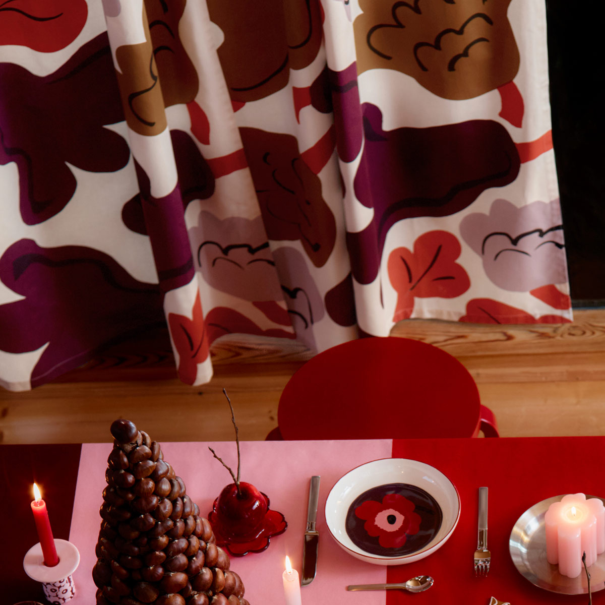 Marimekko Kukasta Kukkaan Off White / Plum / Terracotta Cotton Sateen Fabric Repeat