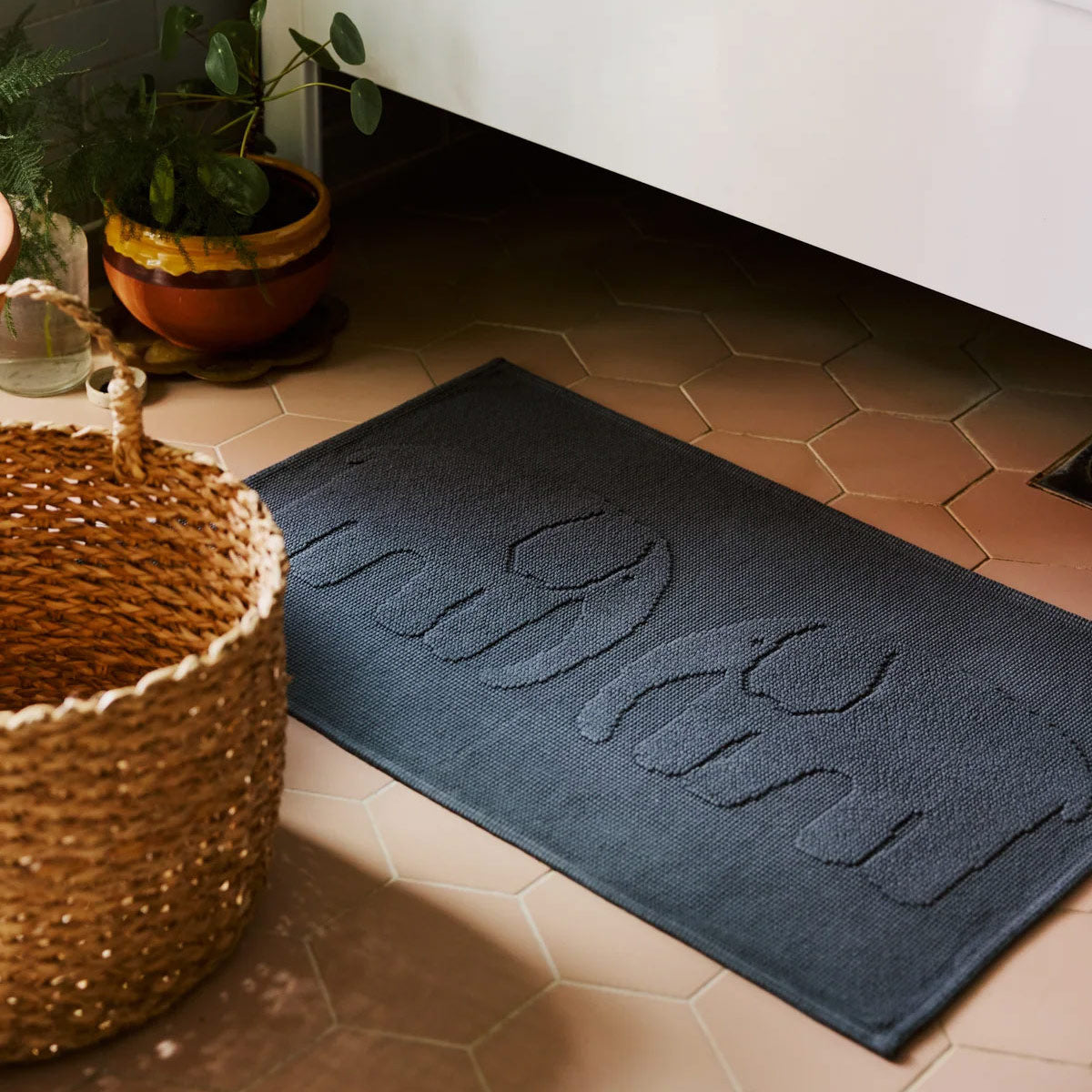 Finlayson Elefantti Dark Grey Bath Rug