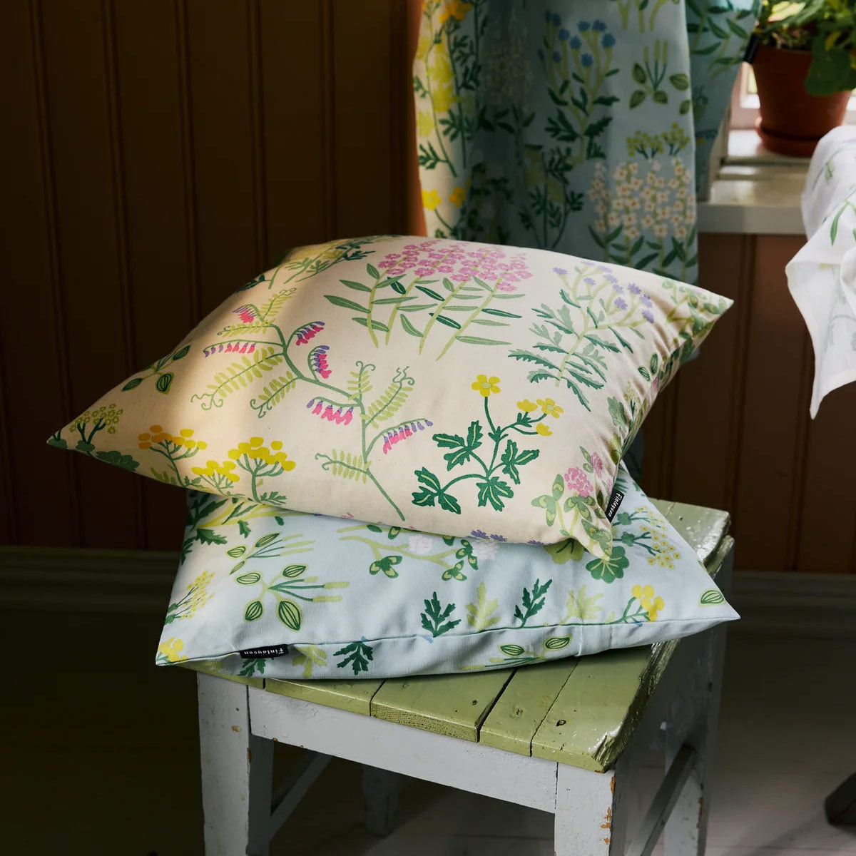 Finlayson Joutomaa Light Blue / Green / Yellow Throw Pillow