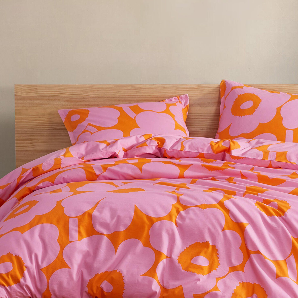 Marimekko Unikko Pink / Orange Bedding