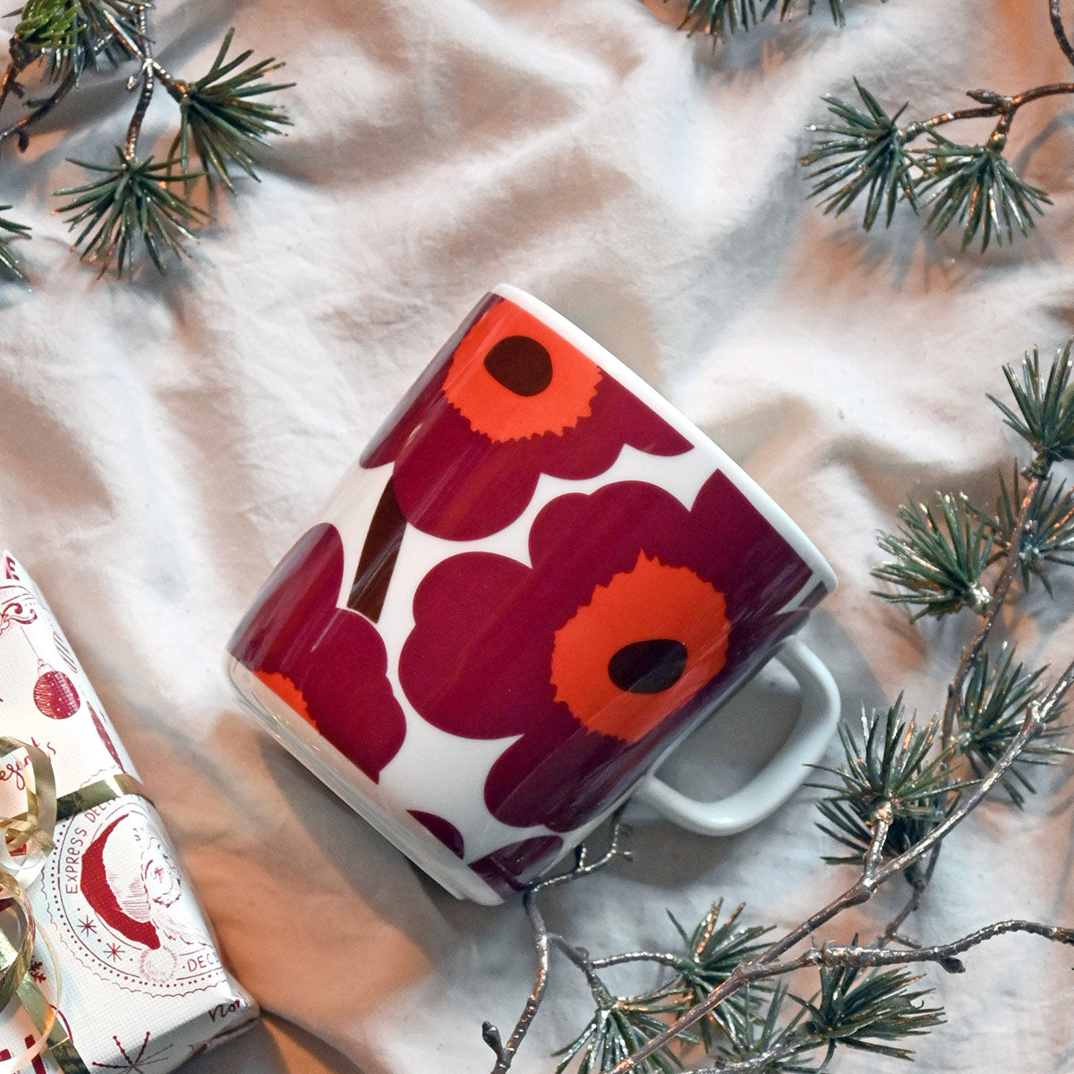 Marimekko Unikko Burgundy / Red / White Large Mug