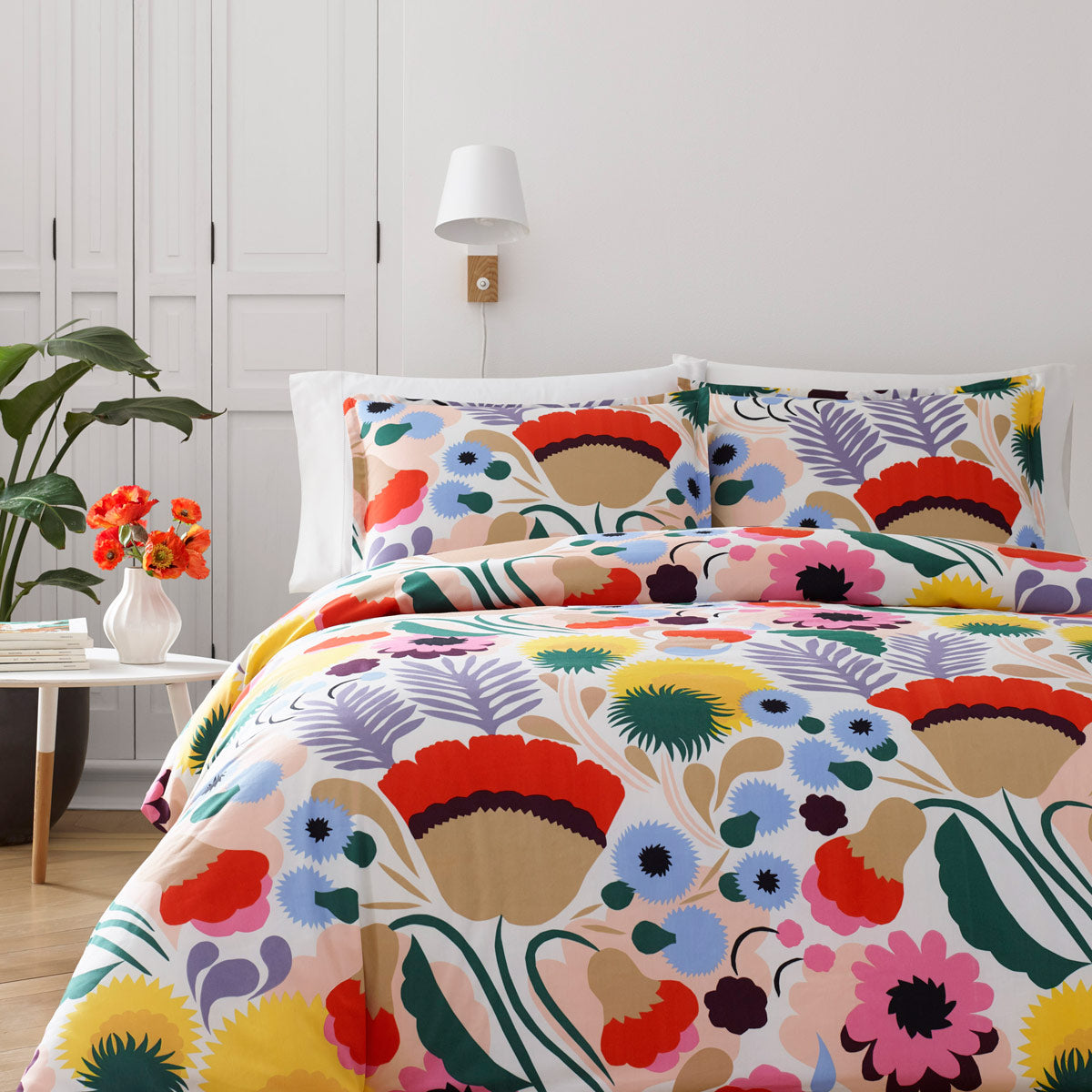 Marimekko Ojakellukka Bedding