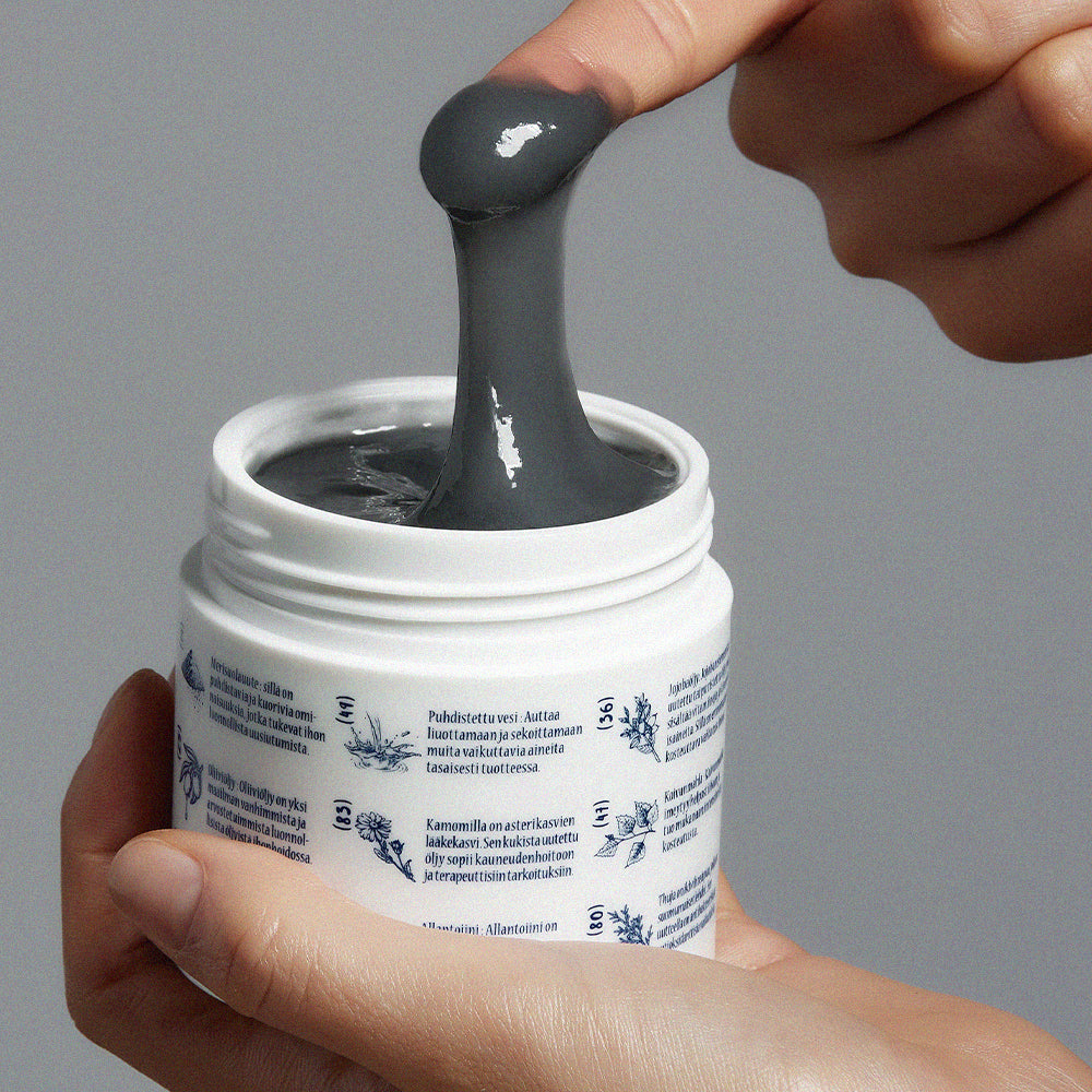 Torhop Kaamos Black Salt Warm Steam Cleansing Gel Balm
