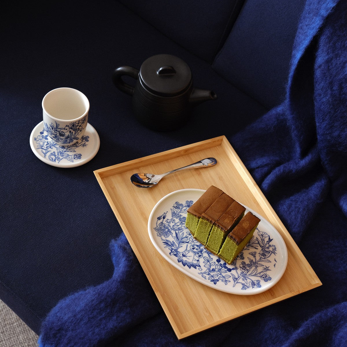 Arabia Moomin Haru White / Blue Mini Plate