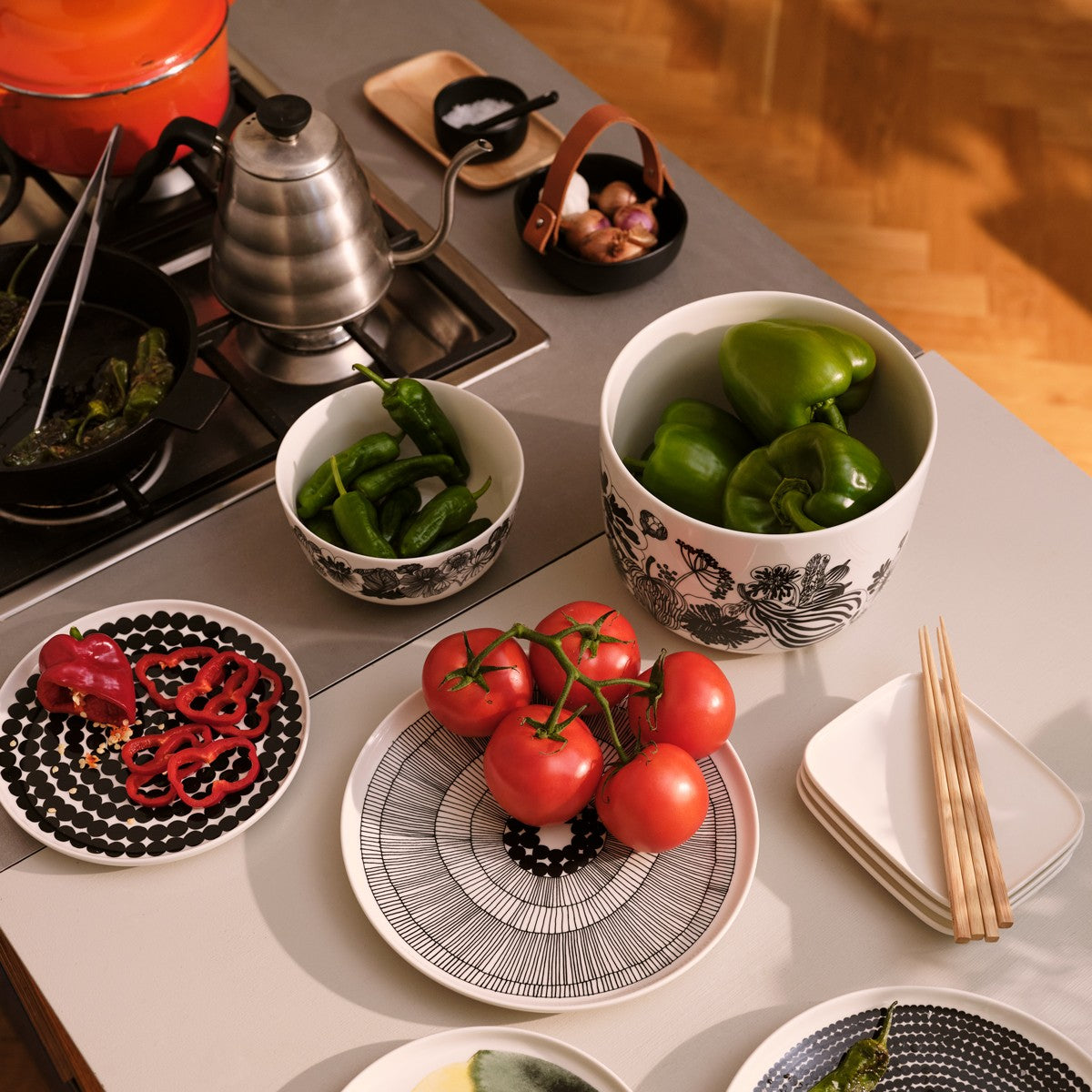 Marimekko Pikku Koppa Black Serving Dish w/ Leather Handle