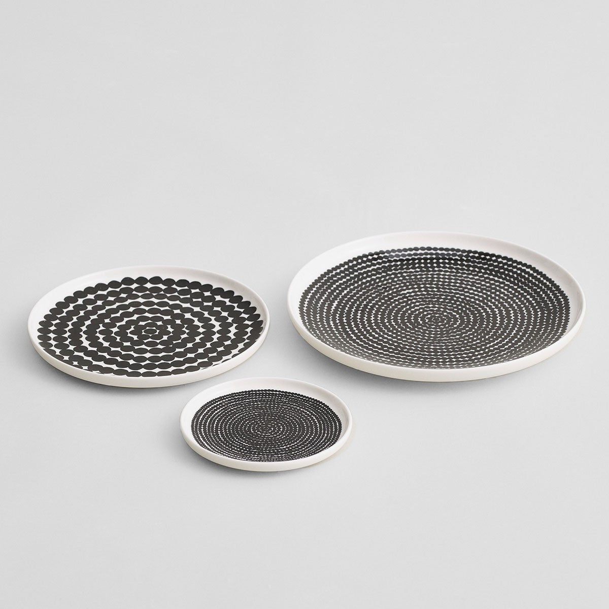 Marimekko Rasymatto Black / White Dinner Plate