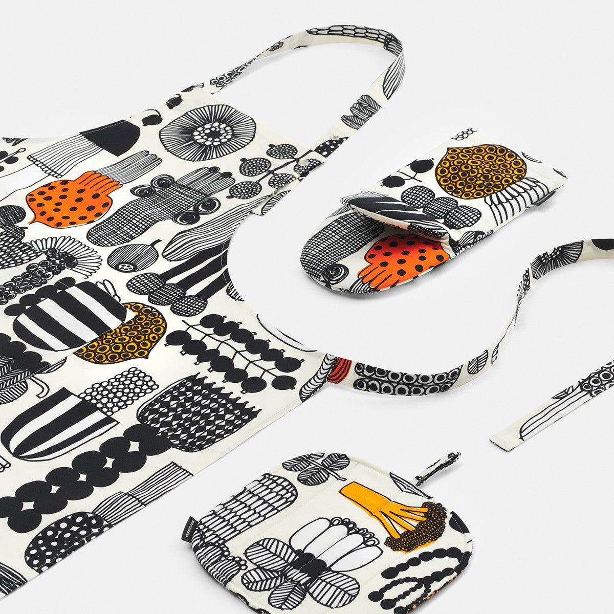 Marimekko Puutarhurin Parhaat Off White / Black / Orange Oven Mitt