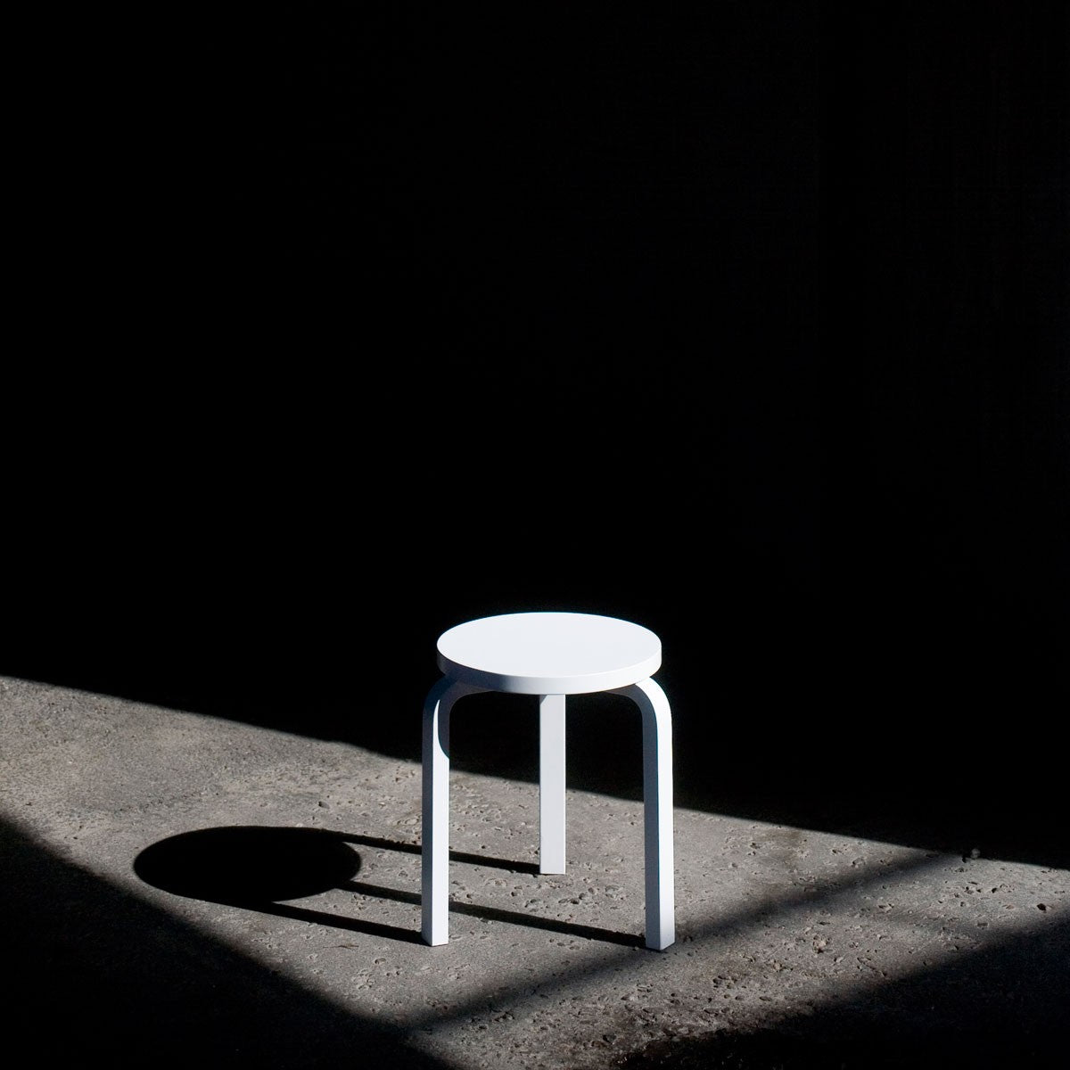 Artek Alvar Aalto Stool 60 - Three Legged - White Lacquered