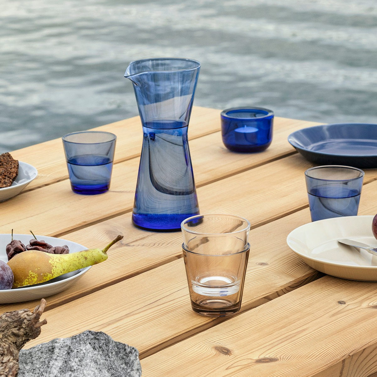 iittala Valkea Ultramarine Blue Candle Holder