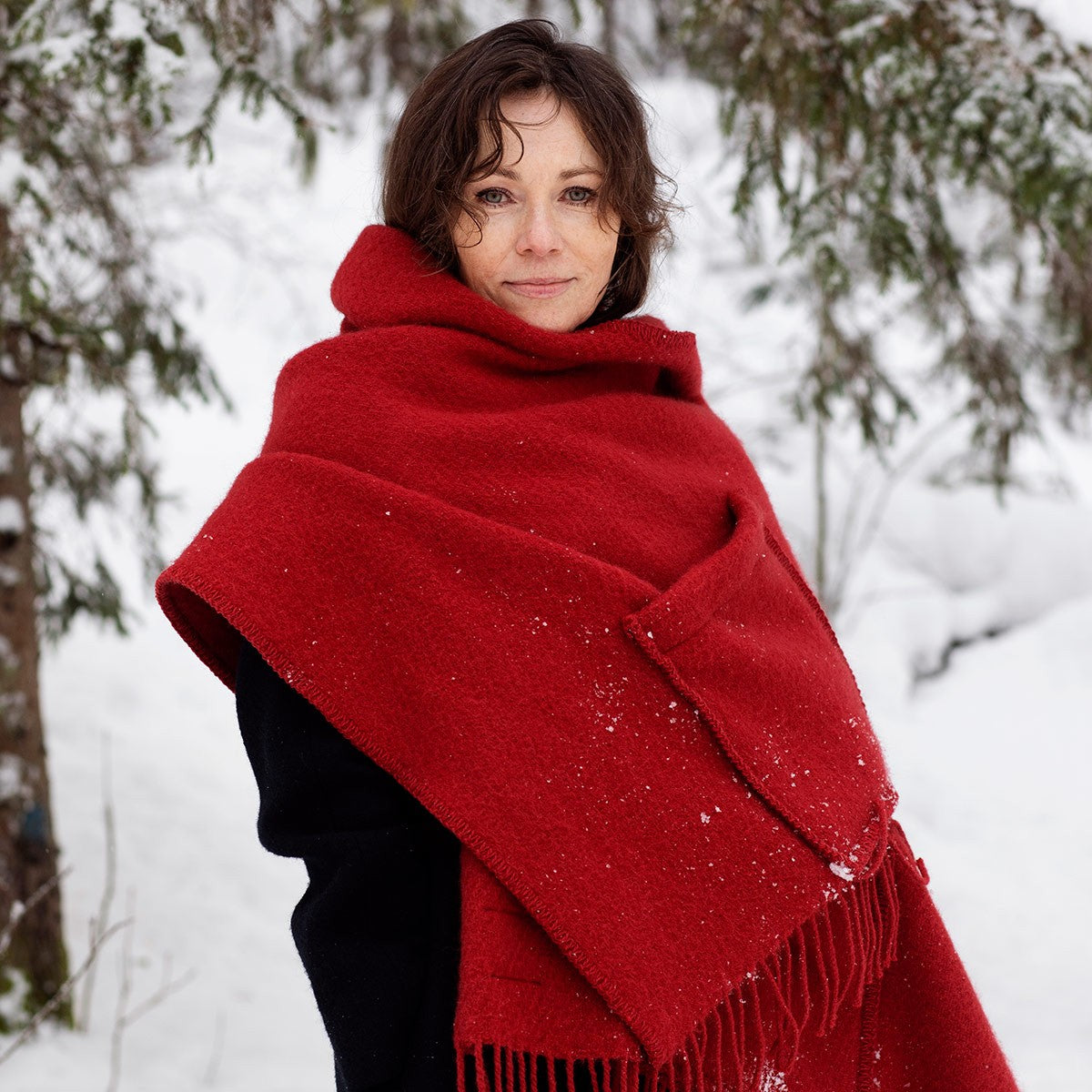 Lapuan Kankurit Uni Dark Red Wool Pocket Shawl