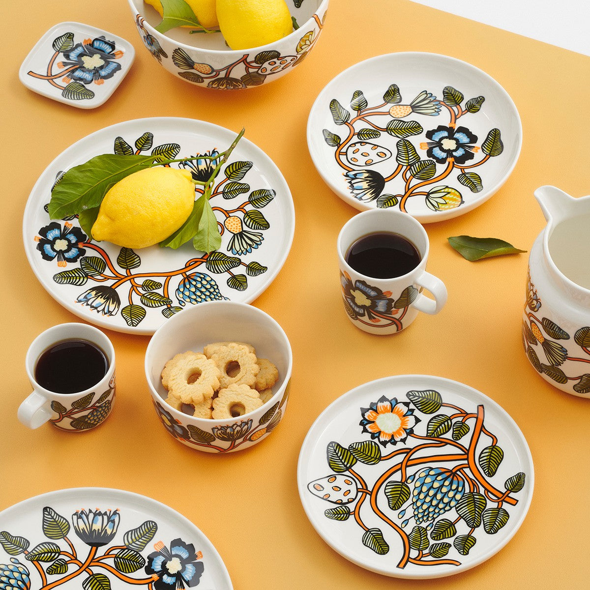 Marimekko Tiara Orange / Green / Blue 6pc Dinnerware Set