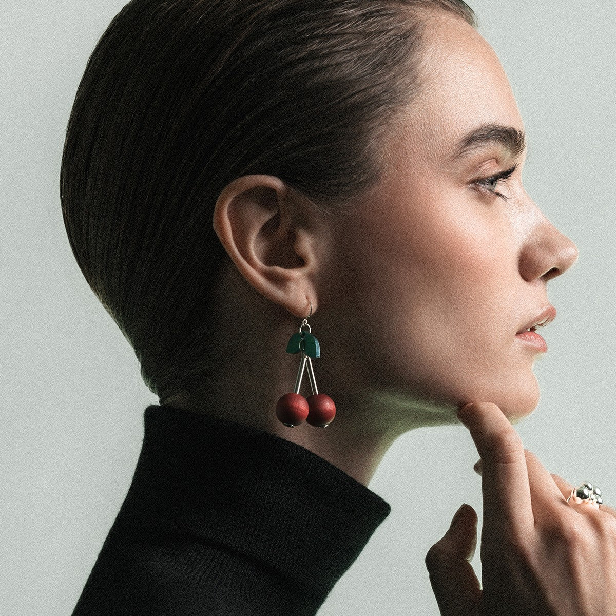 aarikka Kirsikka Wine Red / Green Earrings