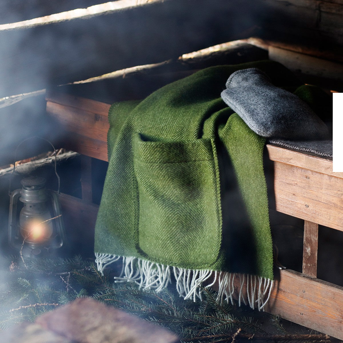 Lapuan Kankurit Arvo Olive / White Wool Pocket Shawl