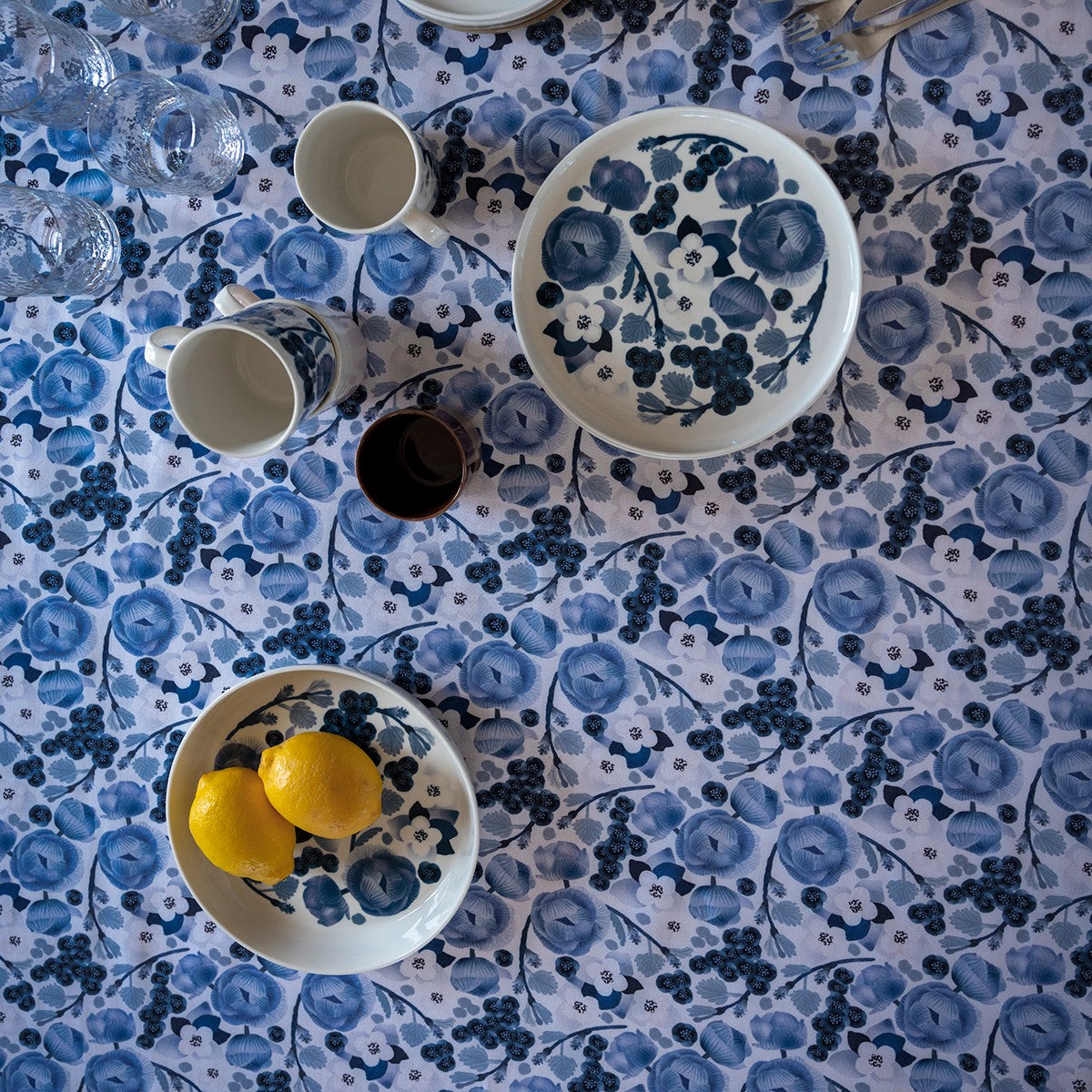 Pentik Lapin Kukka White / Blue Tablecloth