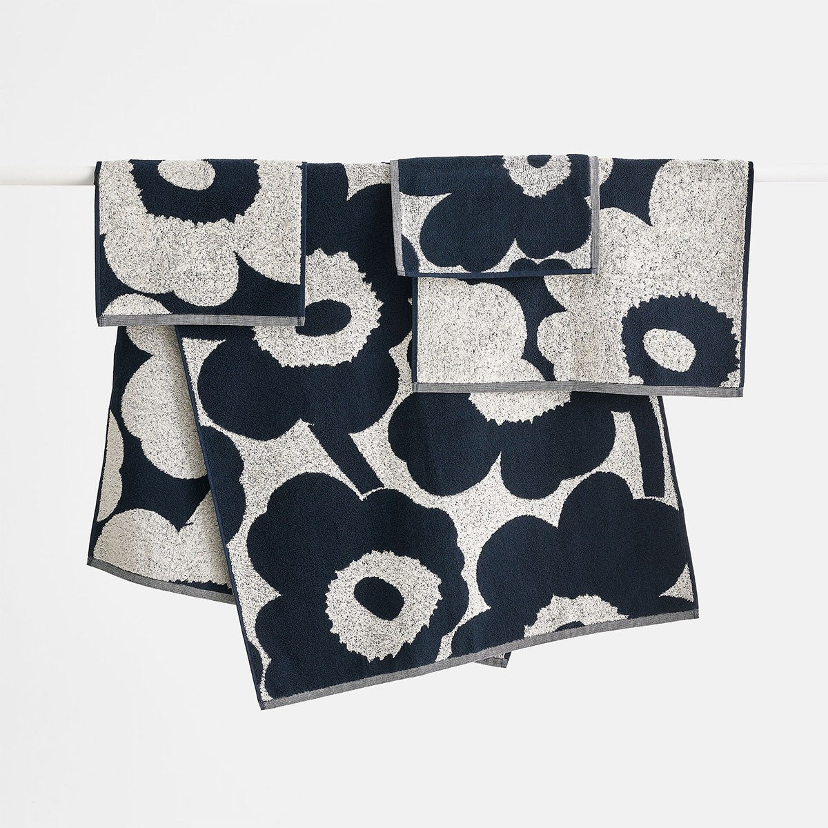 Marimekko Unikko Ivory / Navy Washcloth