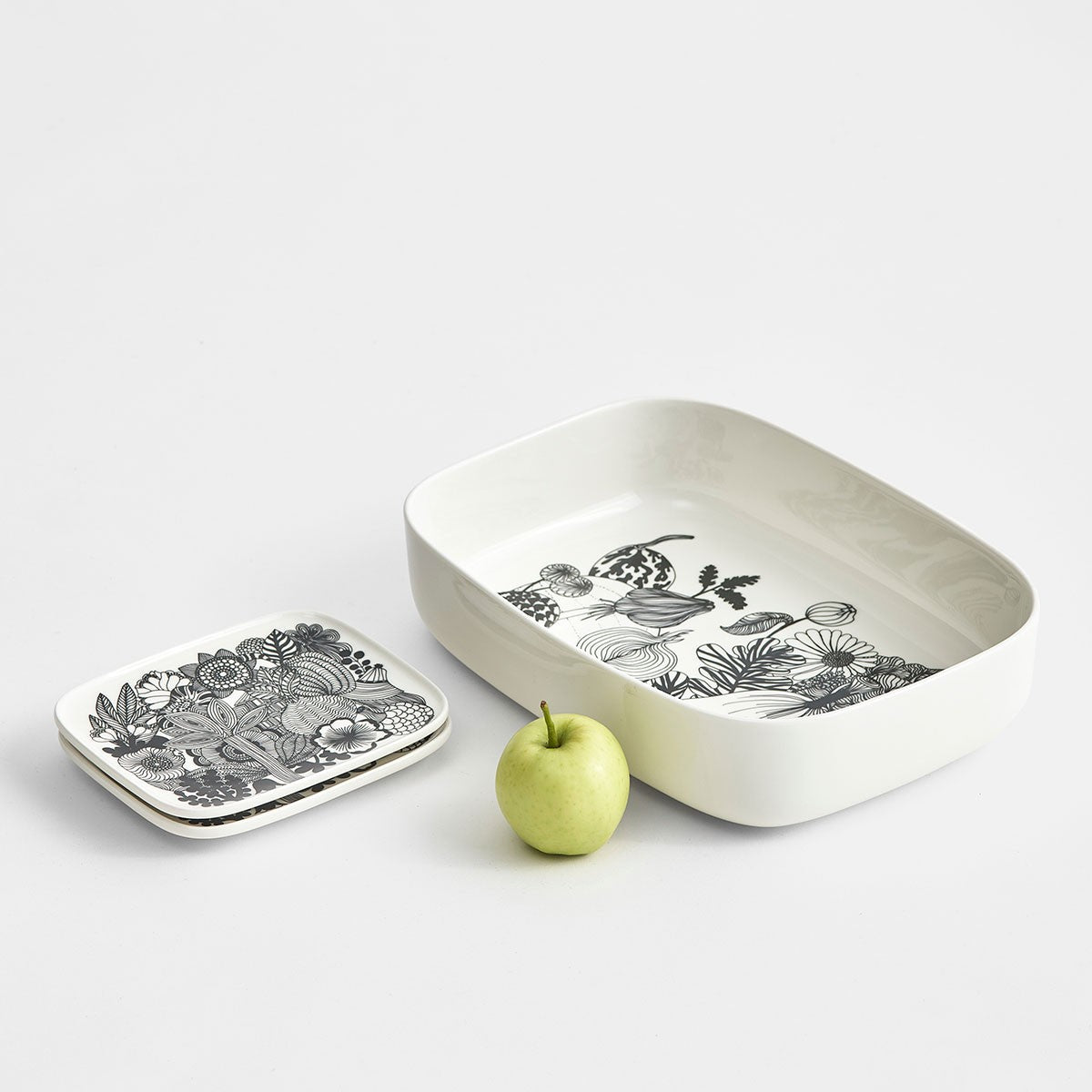 Marimekko Siirtolapuutarha White / Black Serving Dish