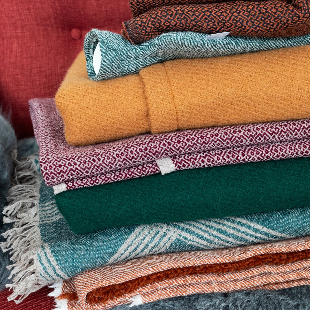 Lapuan Kankurit Forest Green Uni Pocket Shawl