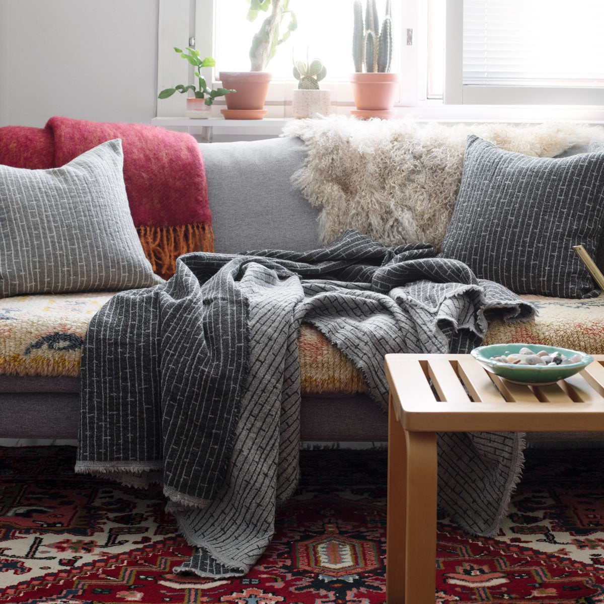 Lapuan Kankurit Metsa Light gray Blanket