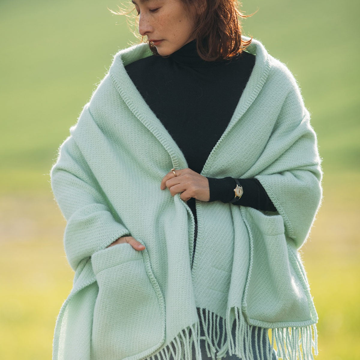 Lapuan Kankurit Uni Mint Green Wool Pocket Shawl