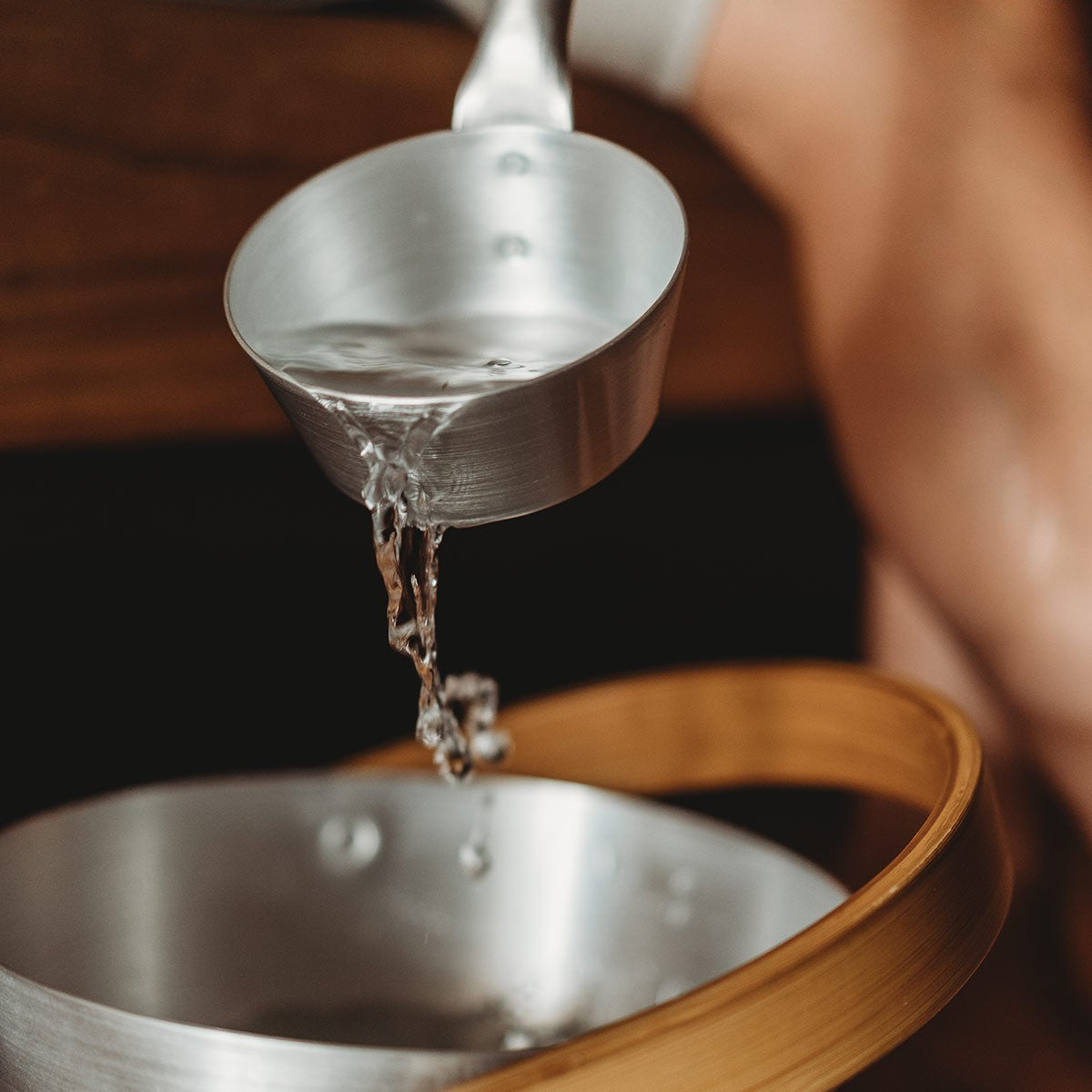 Rento Aluminum / Bamboo Silver Sauna Pail & Ladle Set