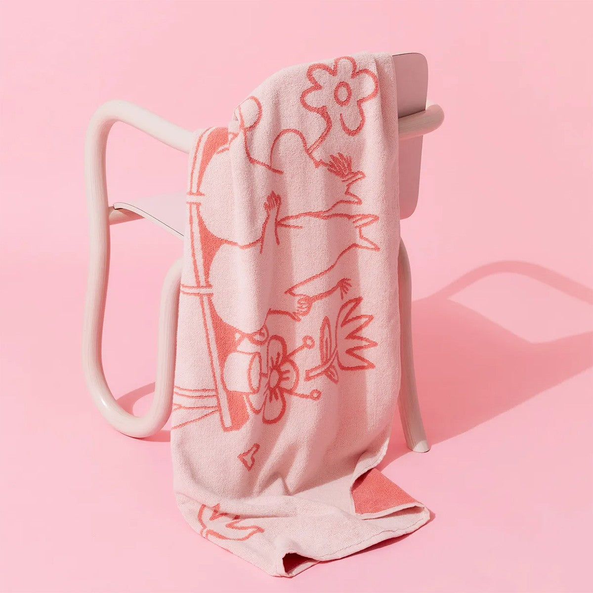 Arabia Moomin Love Pink Bath Towel