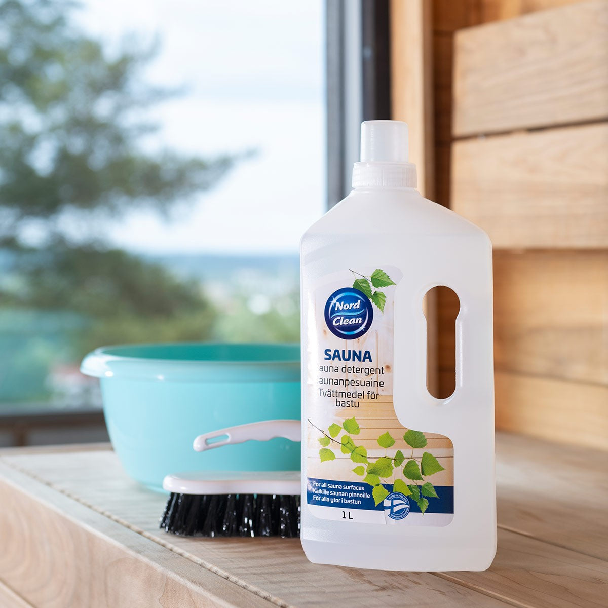 Nord Clean Sauna Cleanser & Wood Scrubbing Brush Set