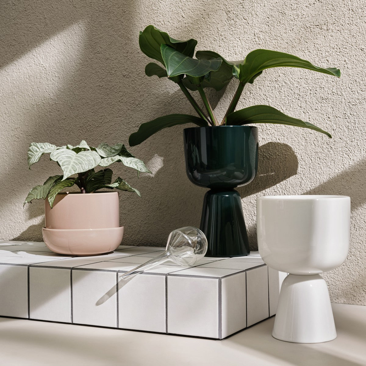 iittala Nappula Beige Plant Pot w/ Saucer