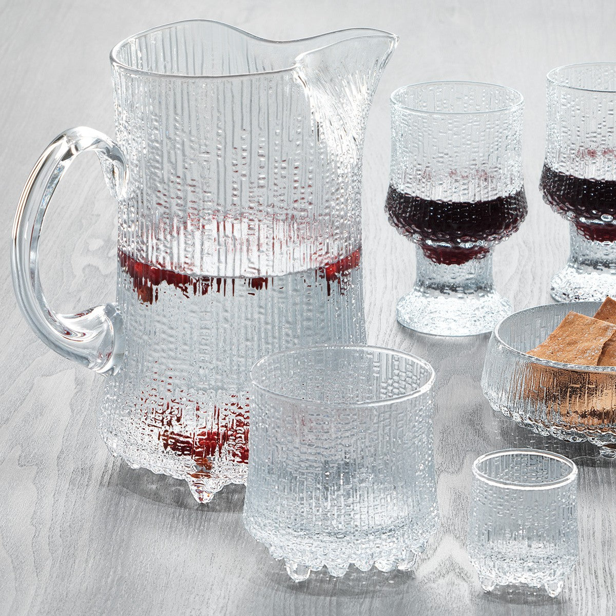 iittala Ultima Thule Ice Lip Pitcher