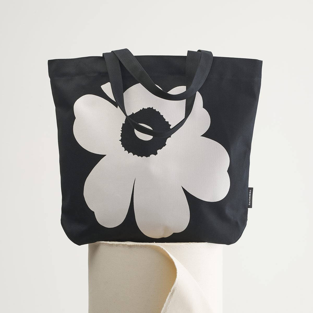 Marimekko Unikko Torna Black / White Canvas Bag