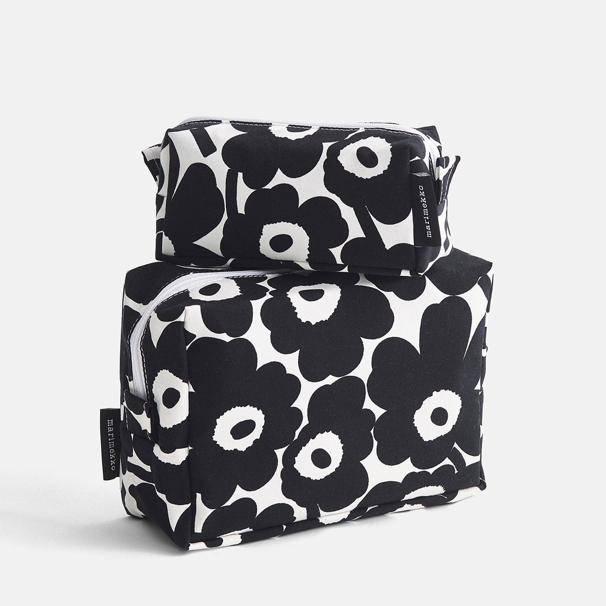 Marimekko Unikko White / Black Tiise Cosmetic Bag
