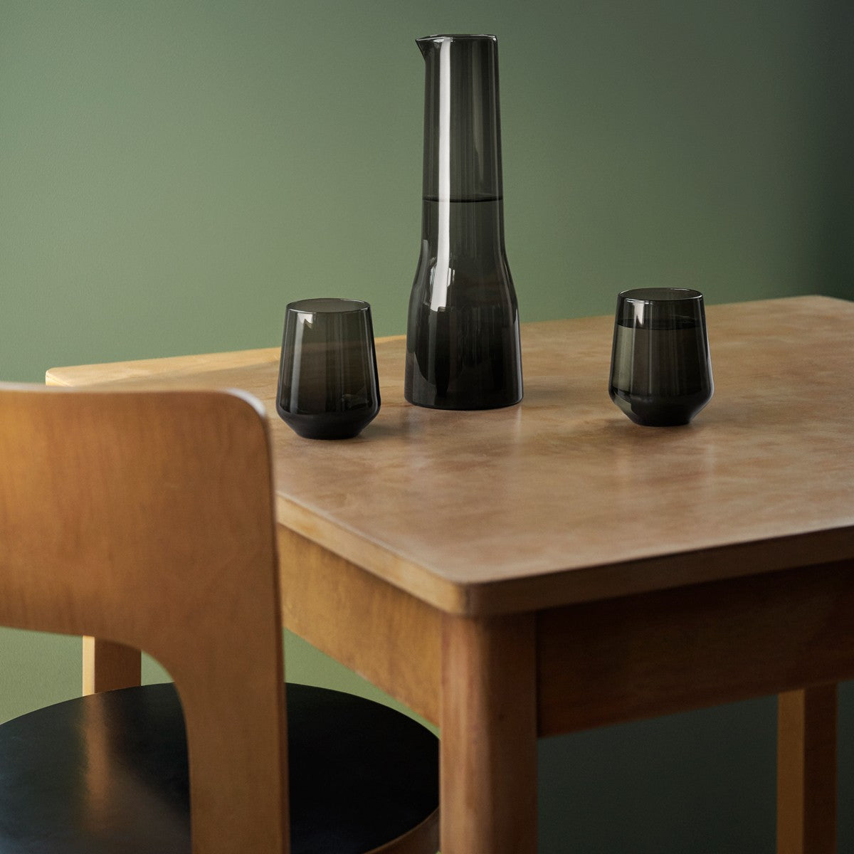 iittala Essence Dark Grey Carafe