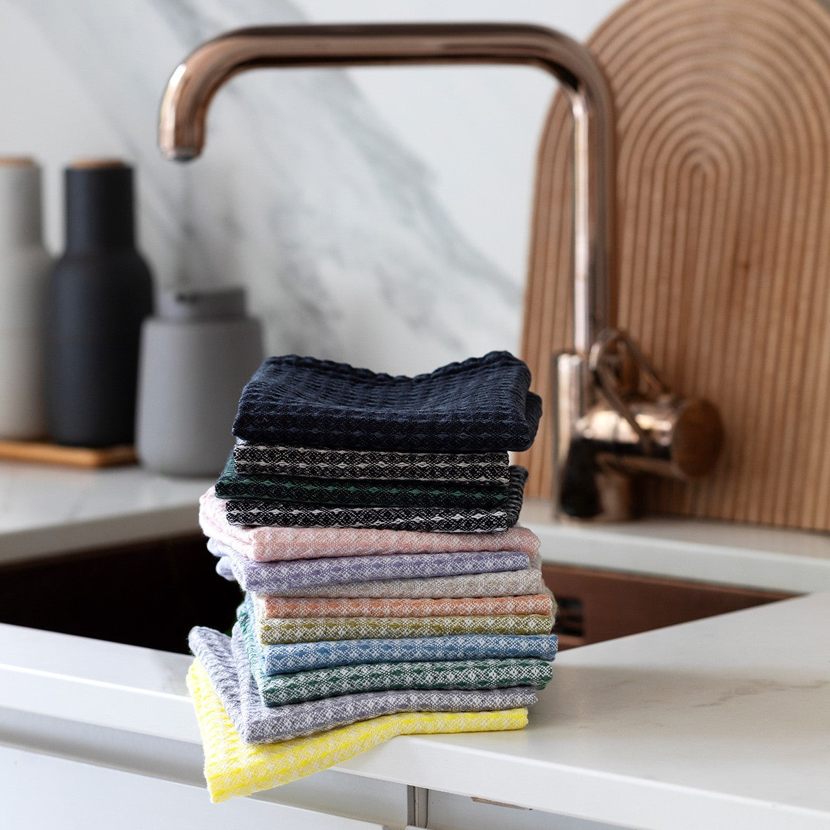 Lapuan Kankurit Maija White / Rainy Blue Dishcloth