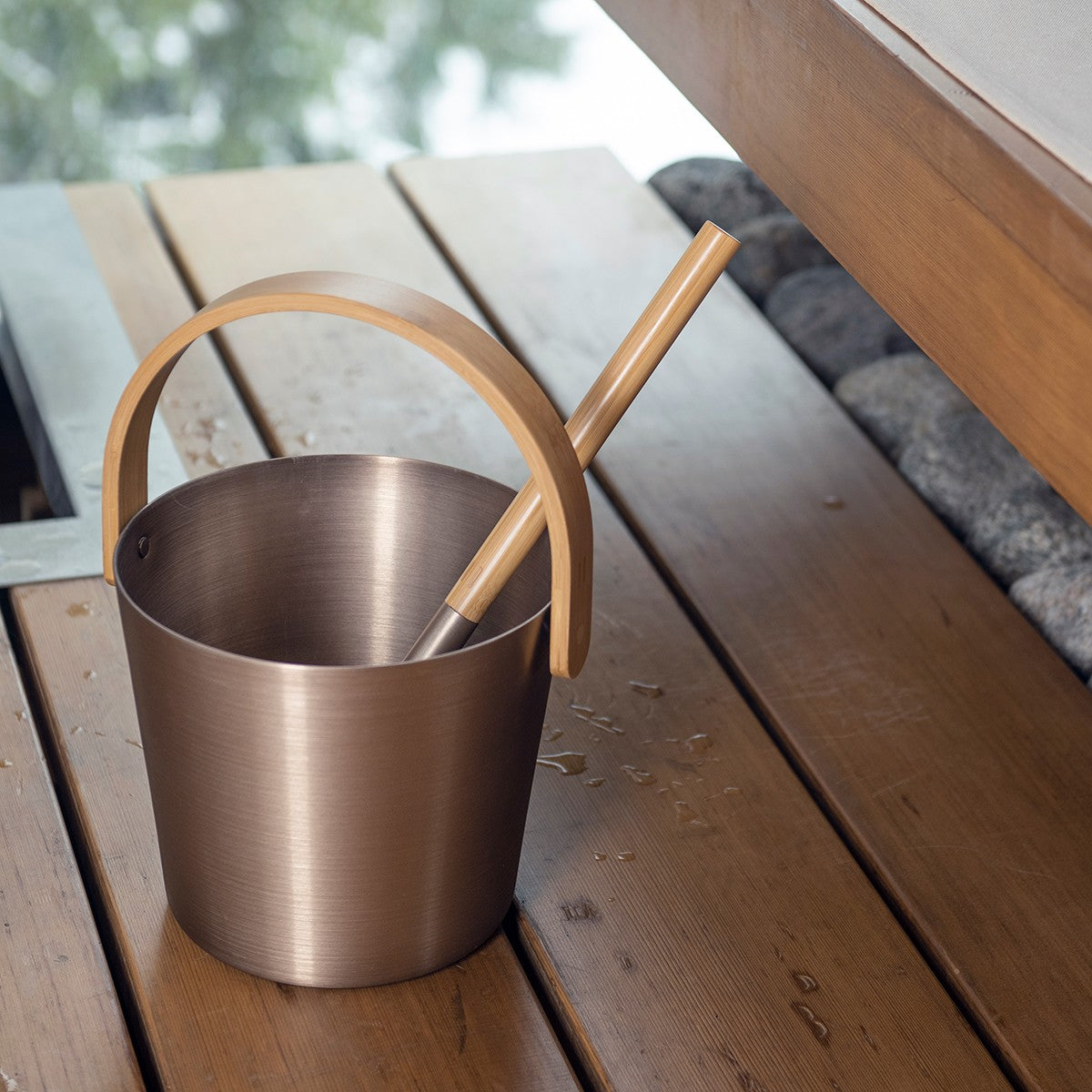 Rento Champagne Aluminum & Bamboo Sauna Pail