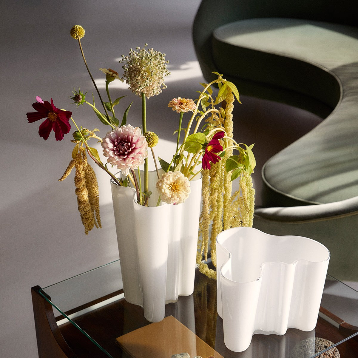 iittala Aalto Finlandia White Vase - 10"