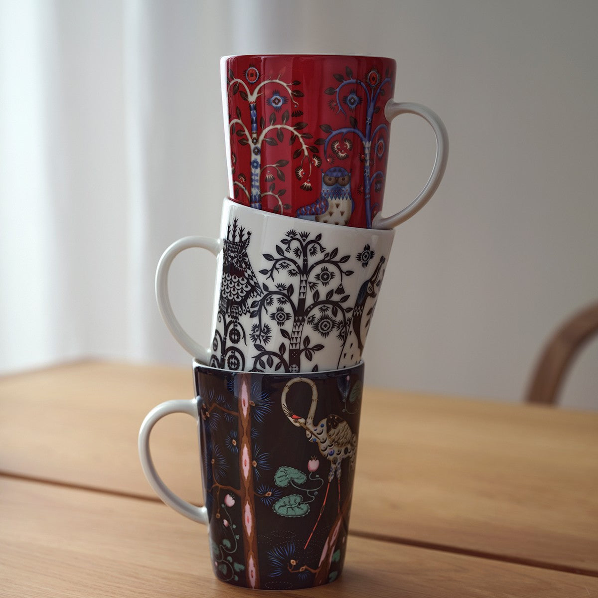 iittala Taika White / Black Mug - 13-1/2 oz
