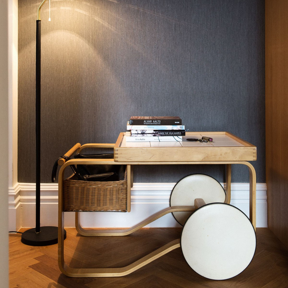 Artek Alvar Aalto 900 - Tea Cart