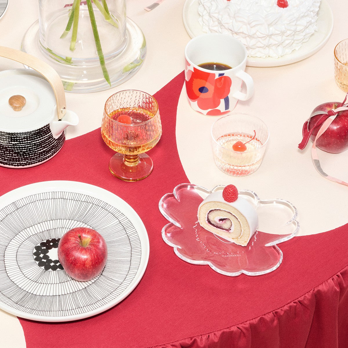 Marimekko Unikko Clear Glass Salad Plate