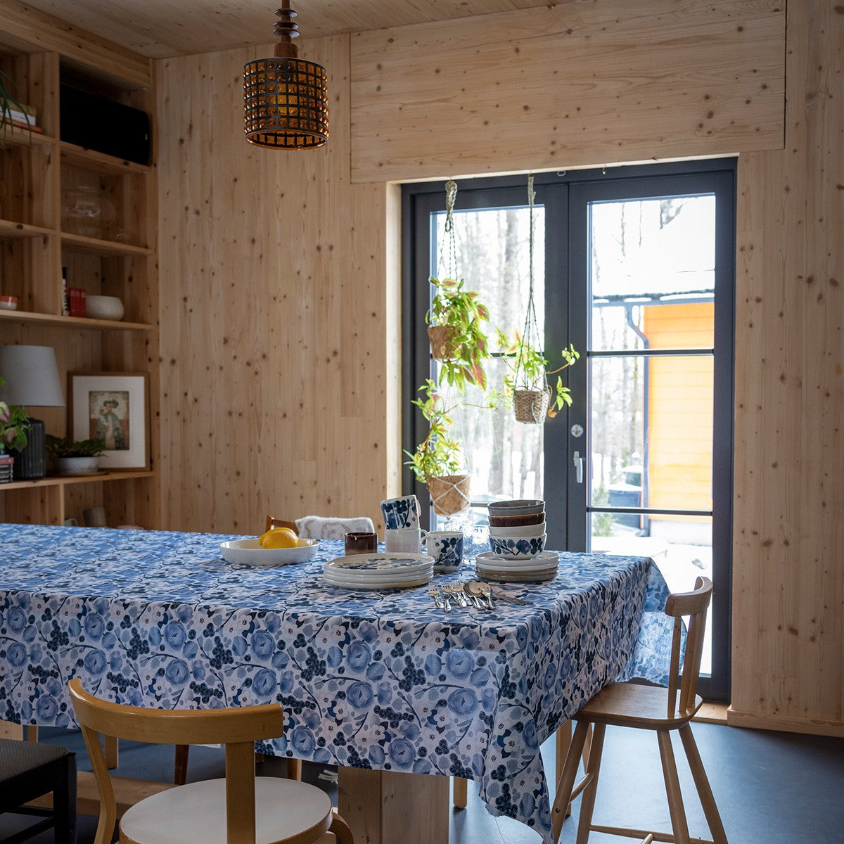 Pentik Lapin Kukka White / Blue Tablecloth