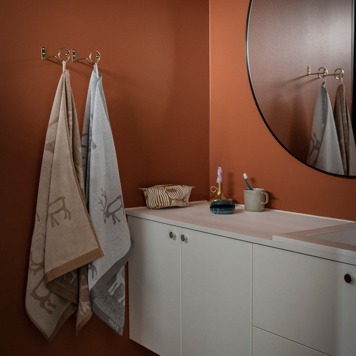 Pentik Saaga Brown Bath Towel