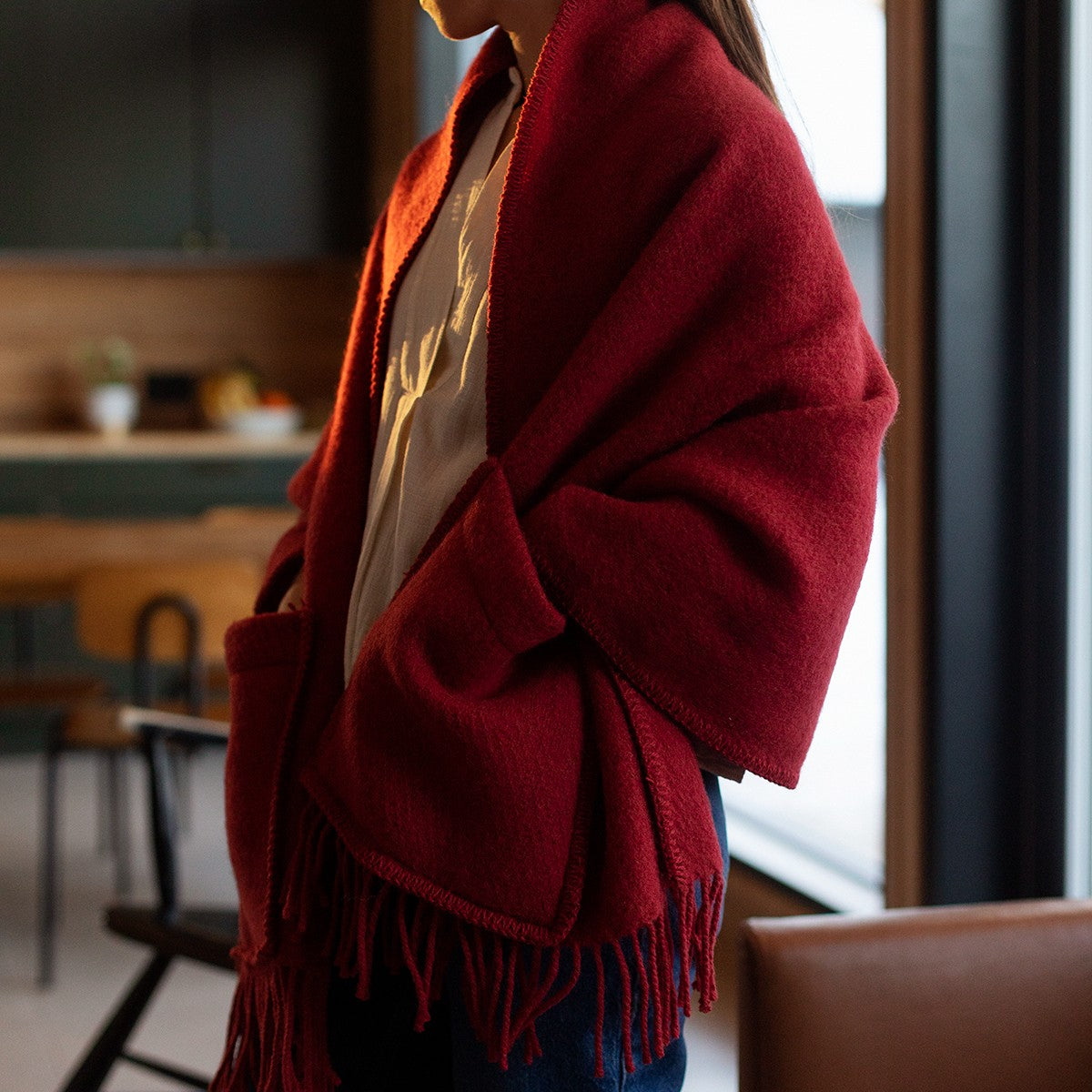 Lapuan Kankurit Uni Dark Red Wool Pocket Shawl