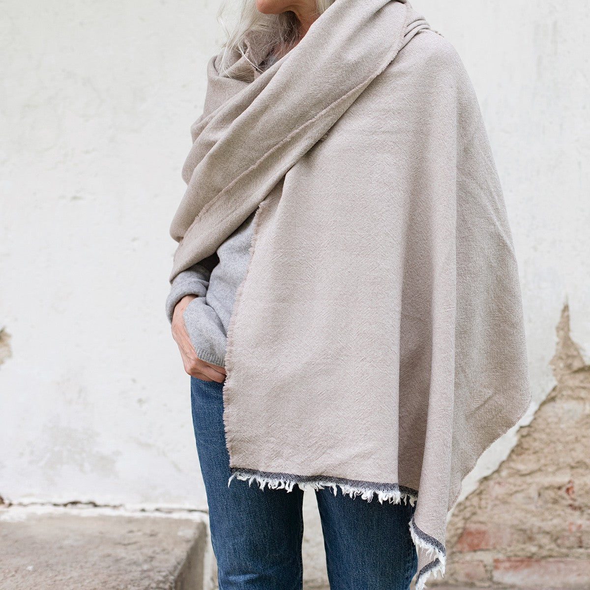 Lapuan Kankurit Viiru Beige Wool Scarf