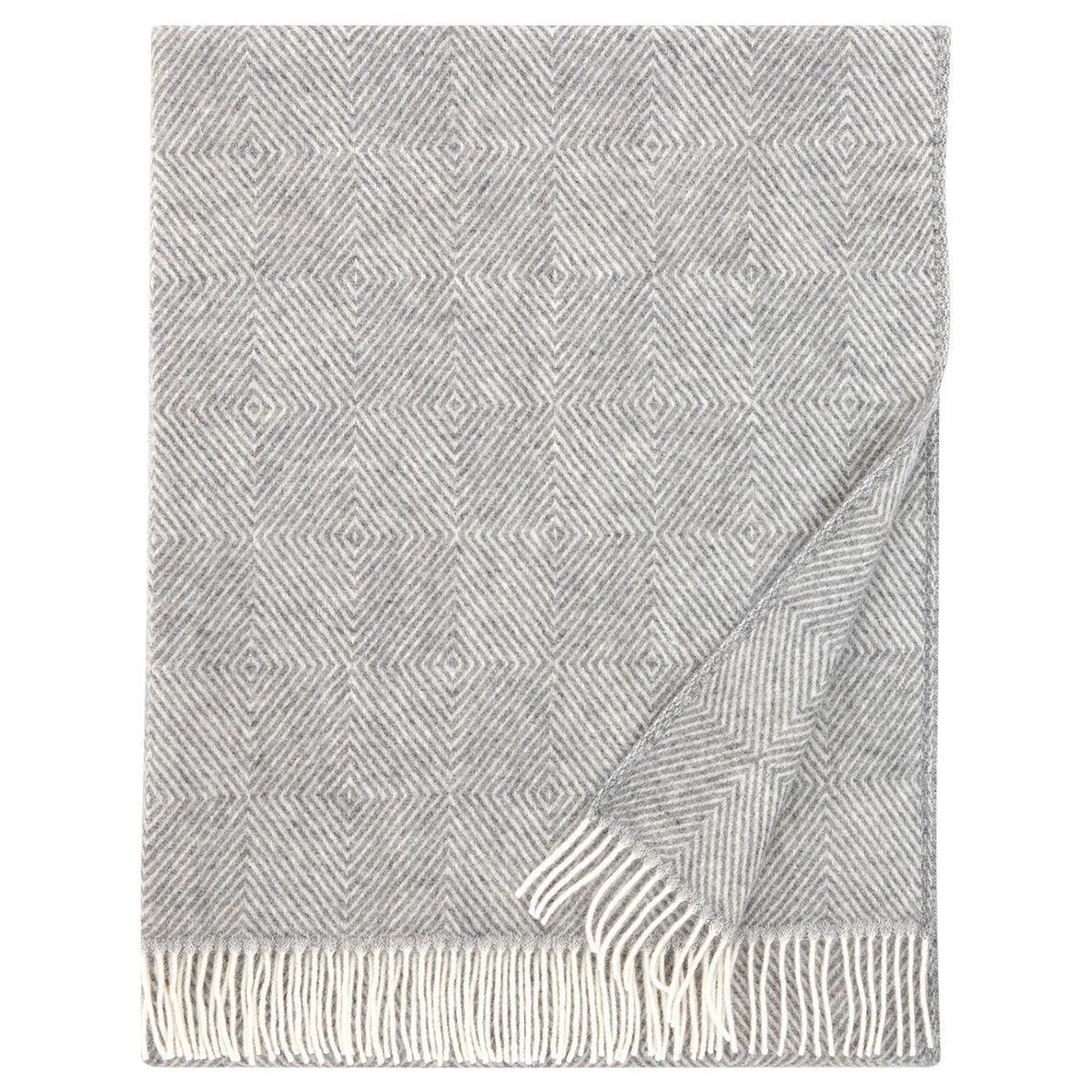 Lapuan Kankurit Maria Grey / White Wool Throw Blanket