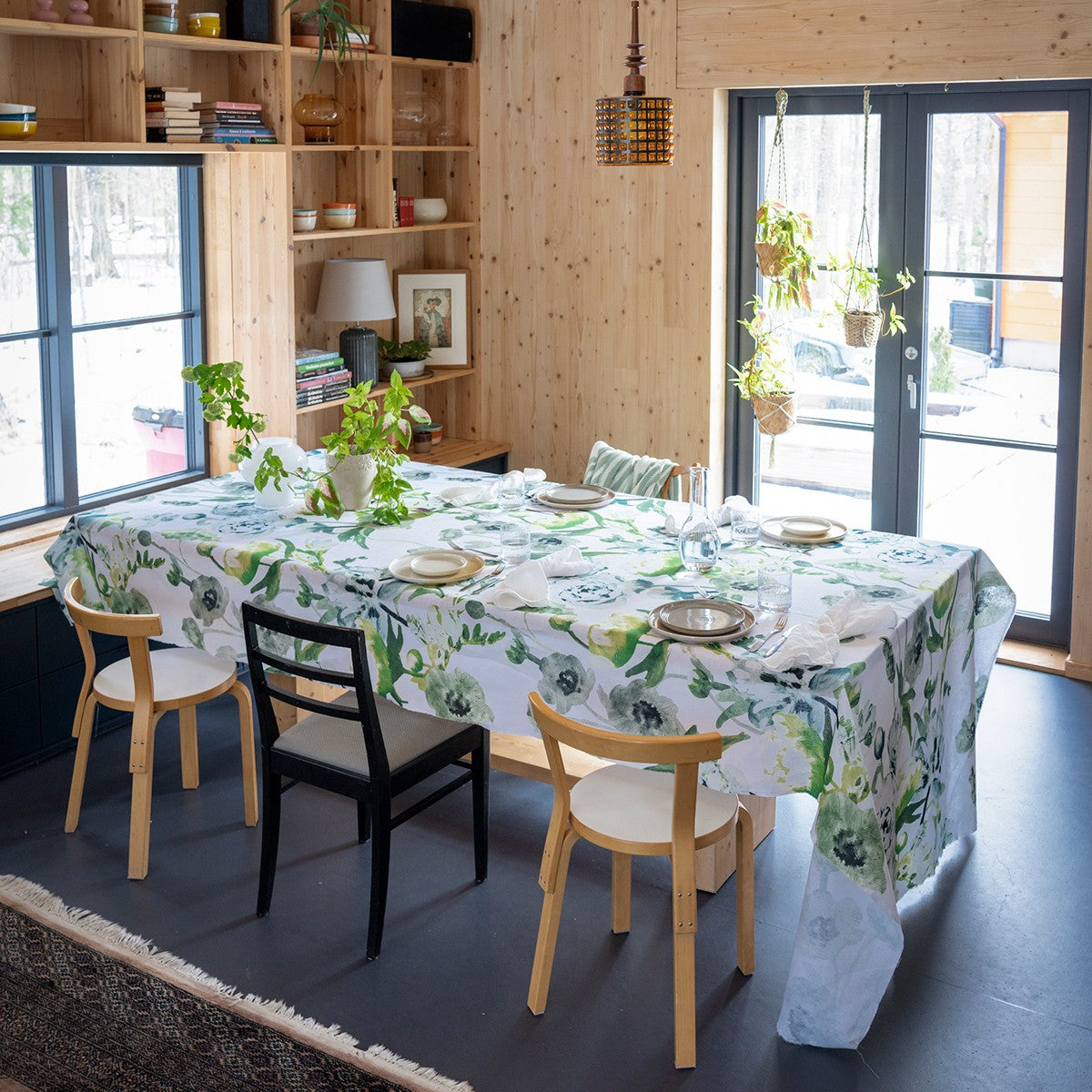 Pentik Freesia Green / White Tablecloth