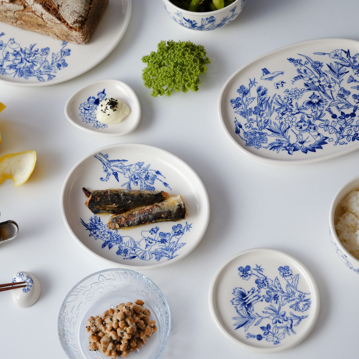 Arabia Moomin Haru White / Blue Mini Plate