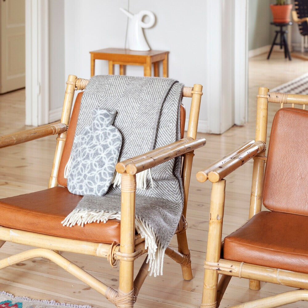Lapuan Kankurit Maria Grey / White Wool Throw Blanket