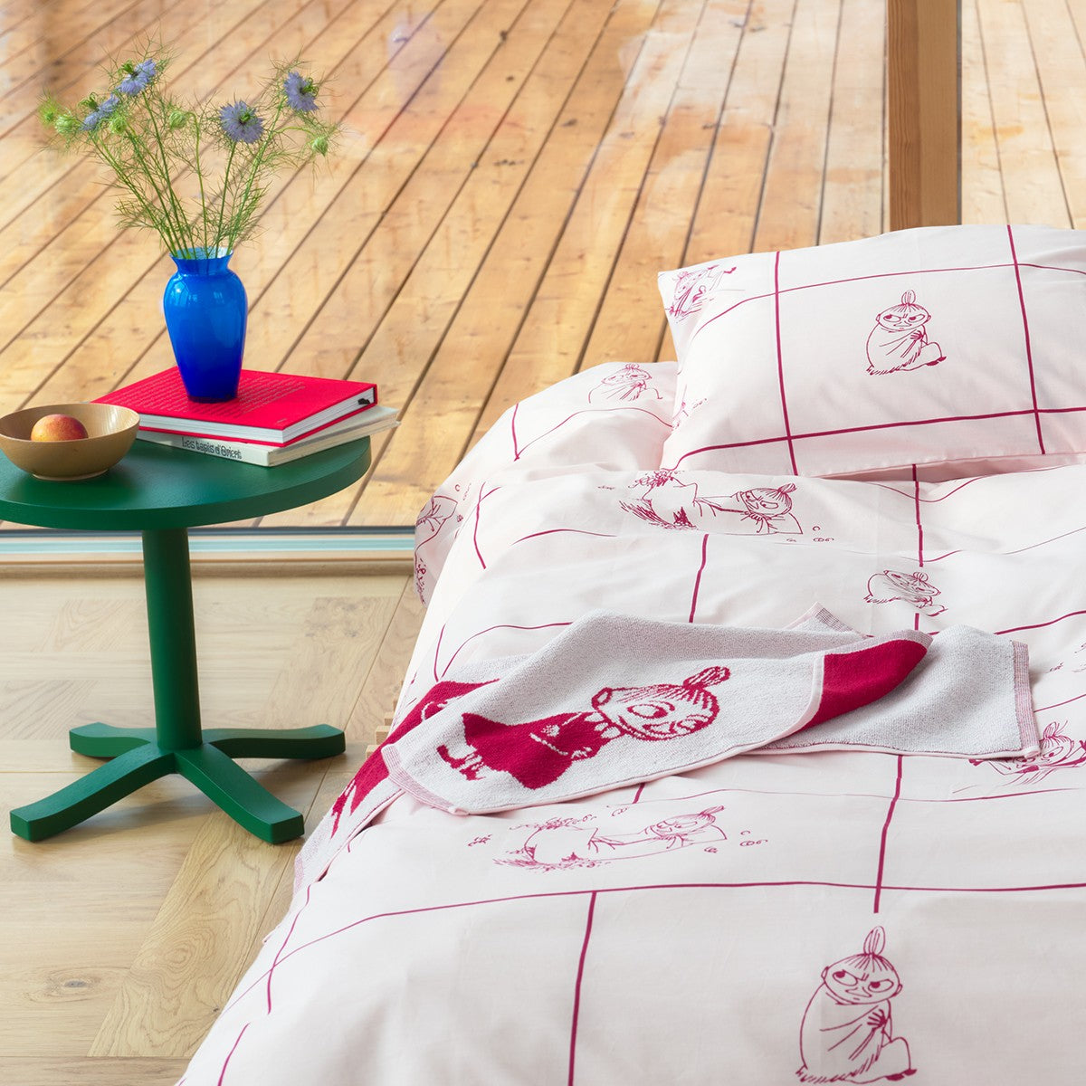 Arabia Moomin Little My Pink / Dark Red Hand Towel