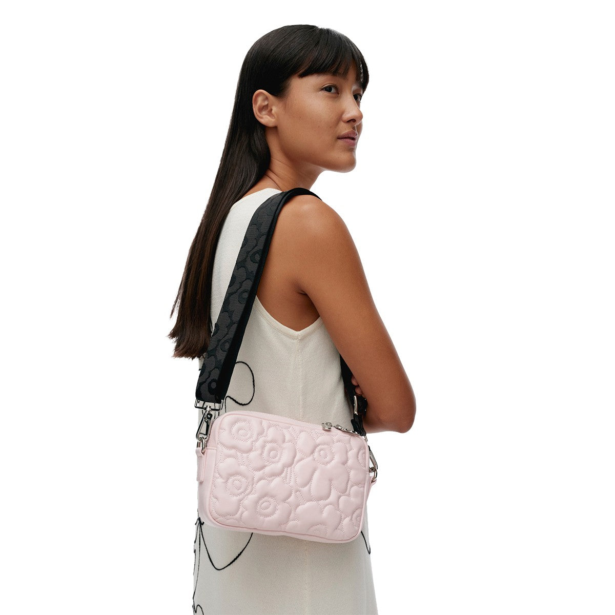 Marimekko Unikko Light Pink / Black Soft Gratha Leather Shoulder Bag