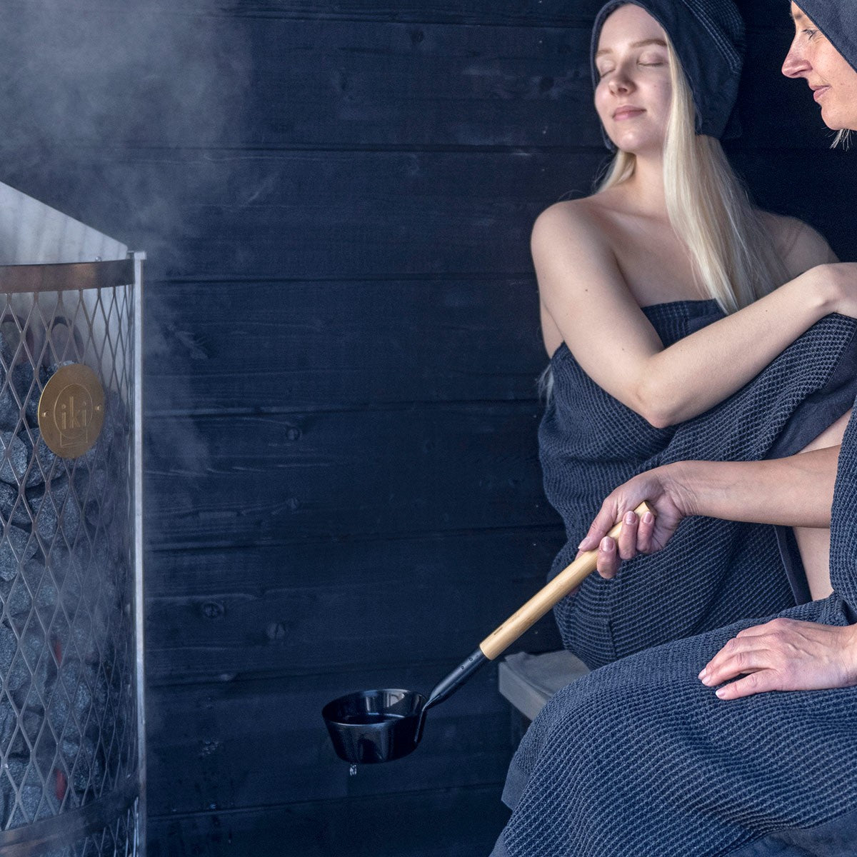 Rento Aluminum / Bamboo Black Sauna Ladle